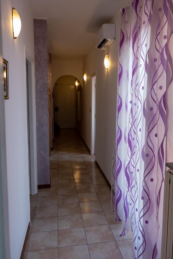 Appartamento Con Tre Camere - Zona Centrale Alessandria Exterior foto